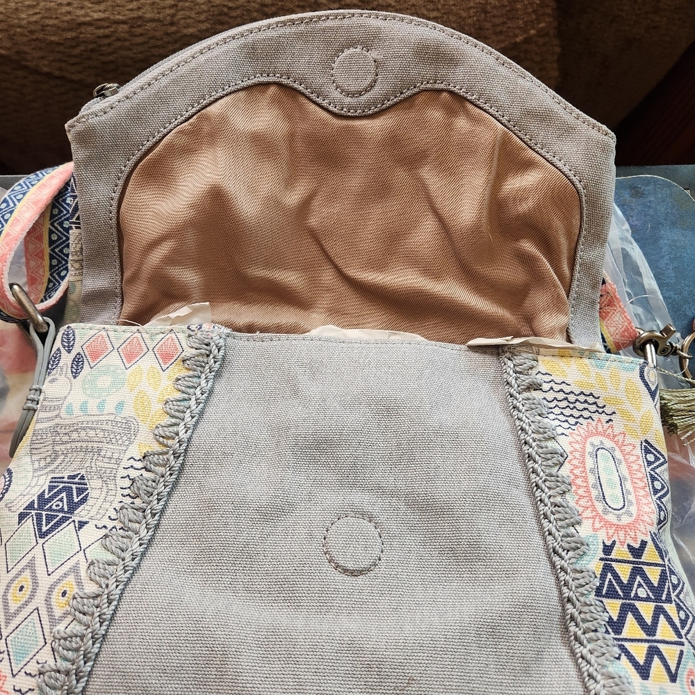 NWT Sakroots Artist Circle BAG - Picture 5 of 9